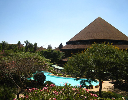 holiday accommodation, Safari park hotel