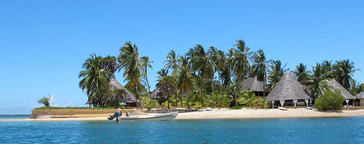 beach honeymoon, Manda bay lodge